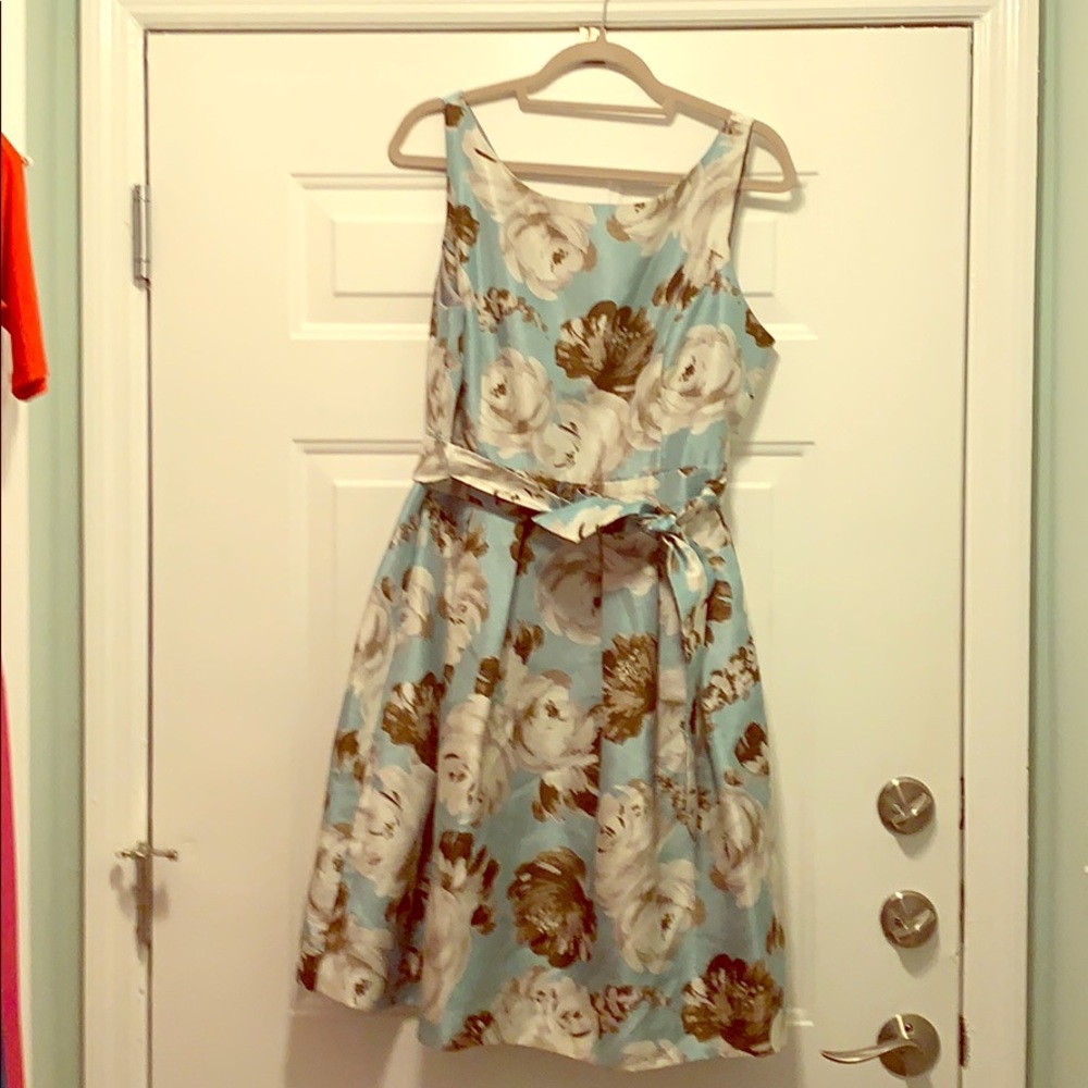 Jessica Howard slightly worn dress.